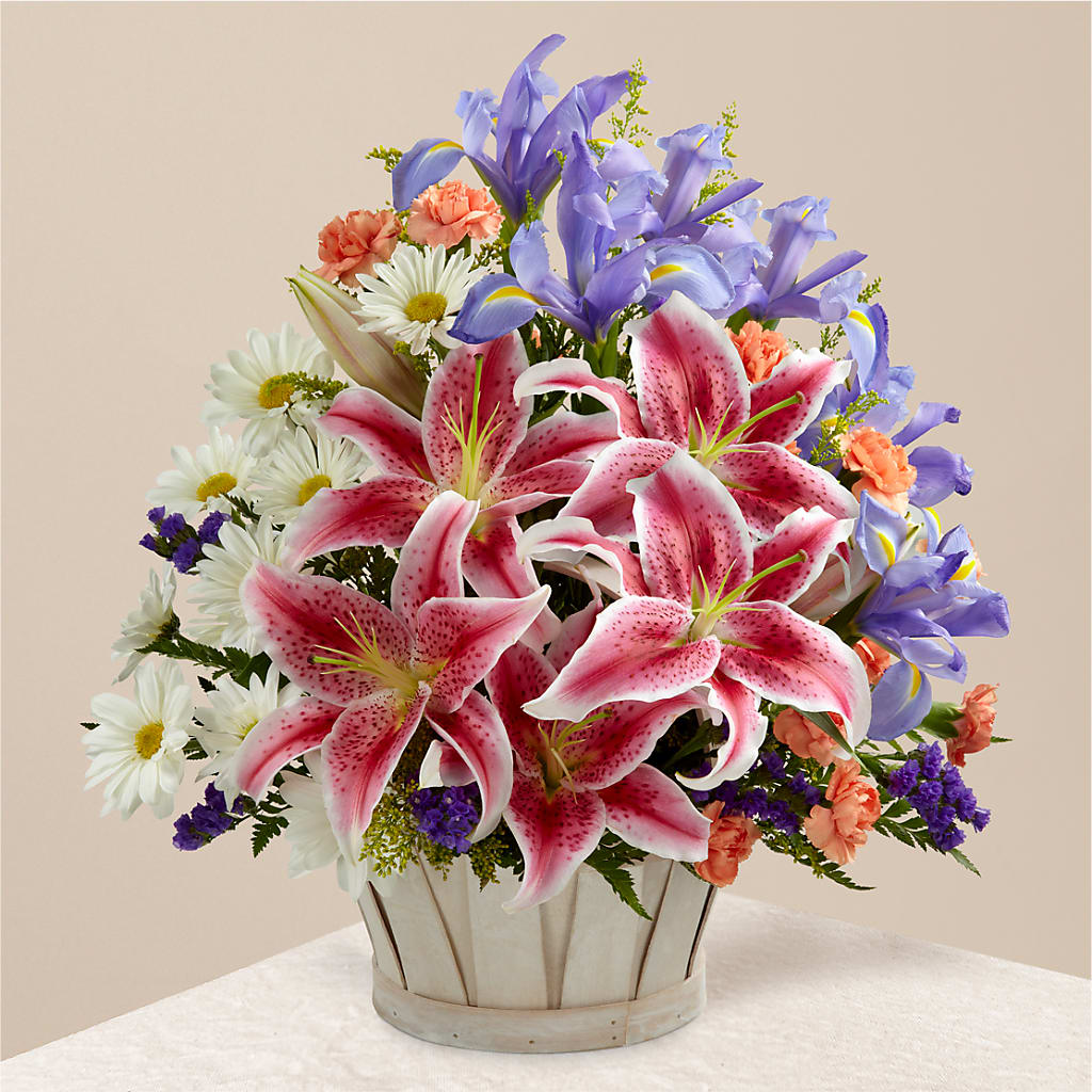The Wondrous Nature Bouquet – Flowers By Roger Inc, Middletown OH