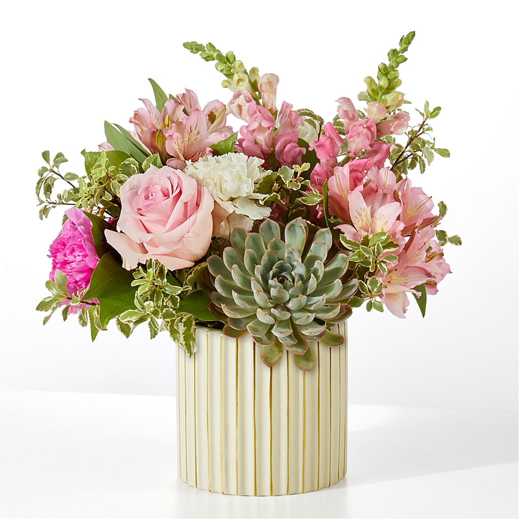 Magenta Musings Bouquet – Flowers By Roger Inc, Middletown OH