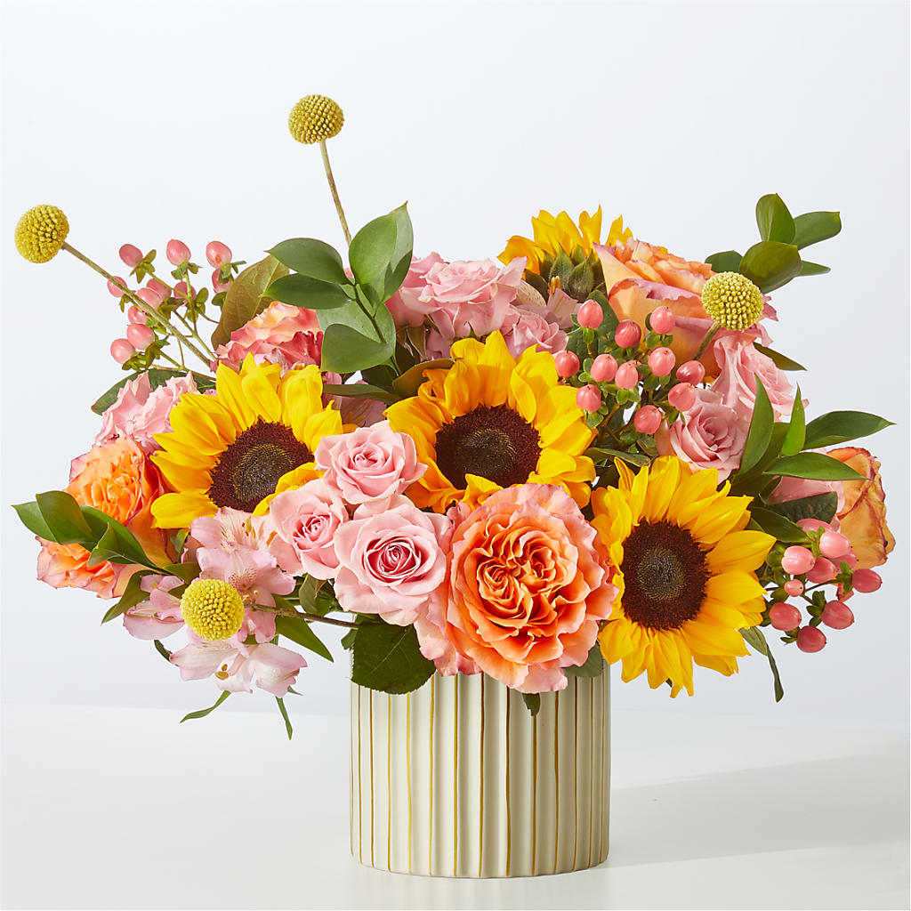 Sun's Out Bouquet – Flowers By Roger Inc, Middletown OH