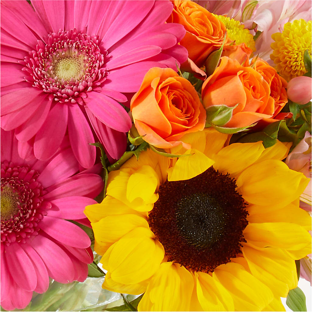 Florist Original Mixed Bouquet – Flowers By Roger Inc, Middletown OH