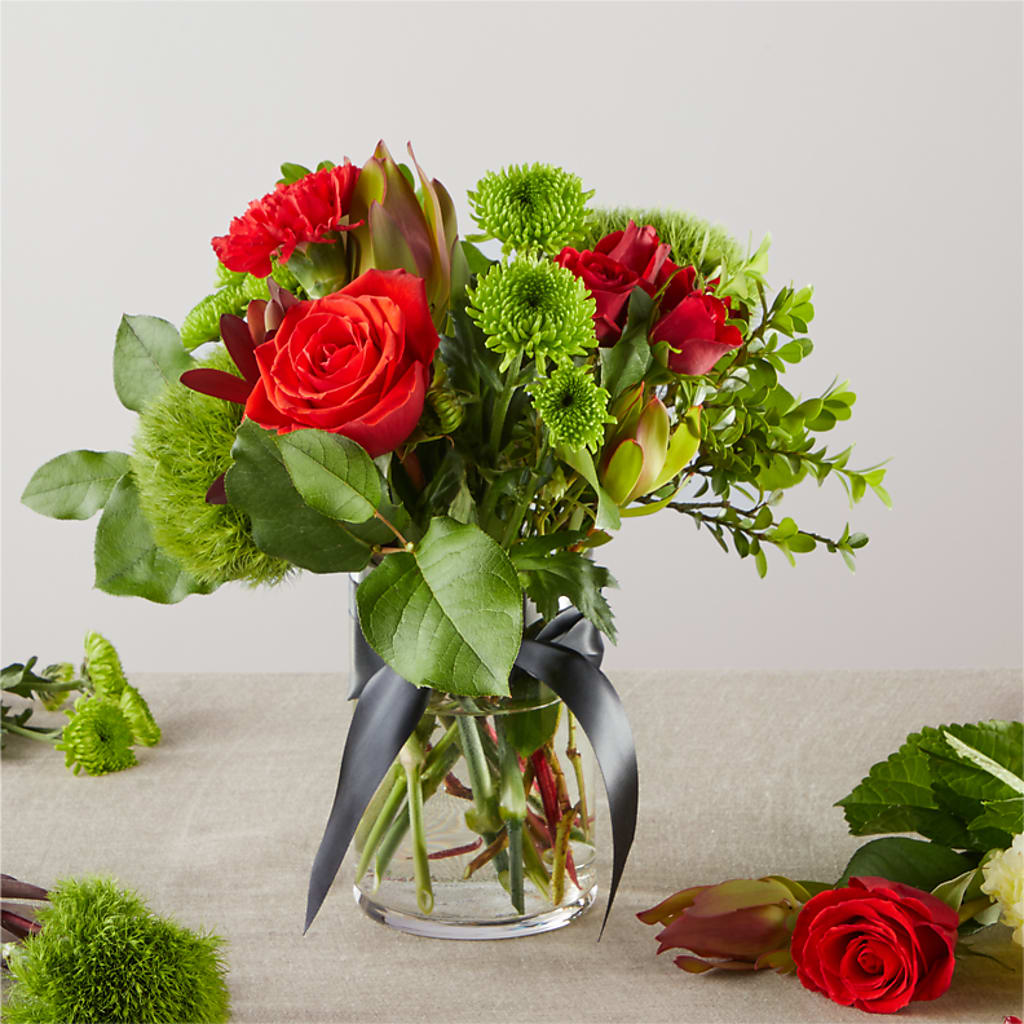 Heritage Kindle – A Florist Original – Flowers By Roger Inc, Middletown OH