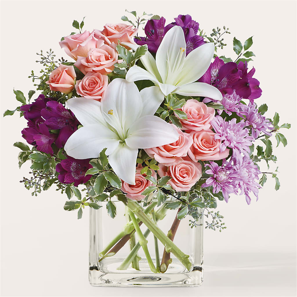 Mani Pedi Bouquet – Flowers By Roger Inc, Middletown OH