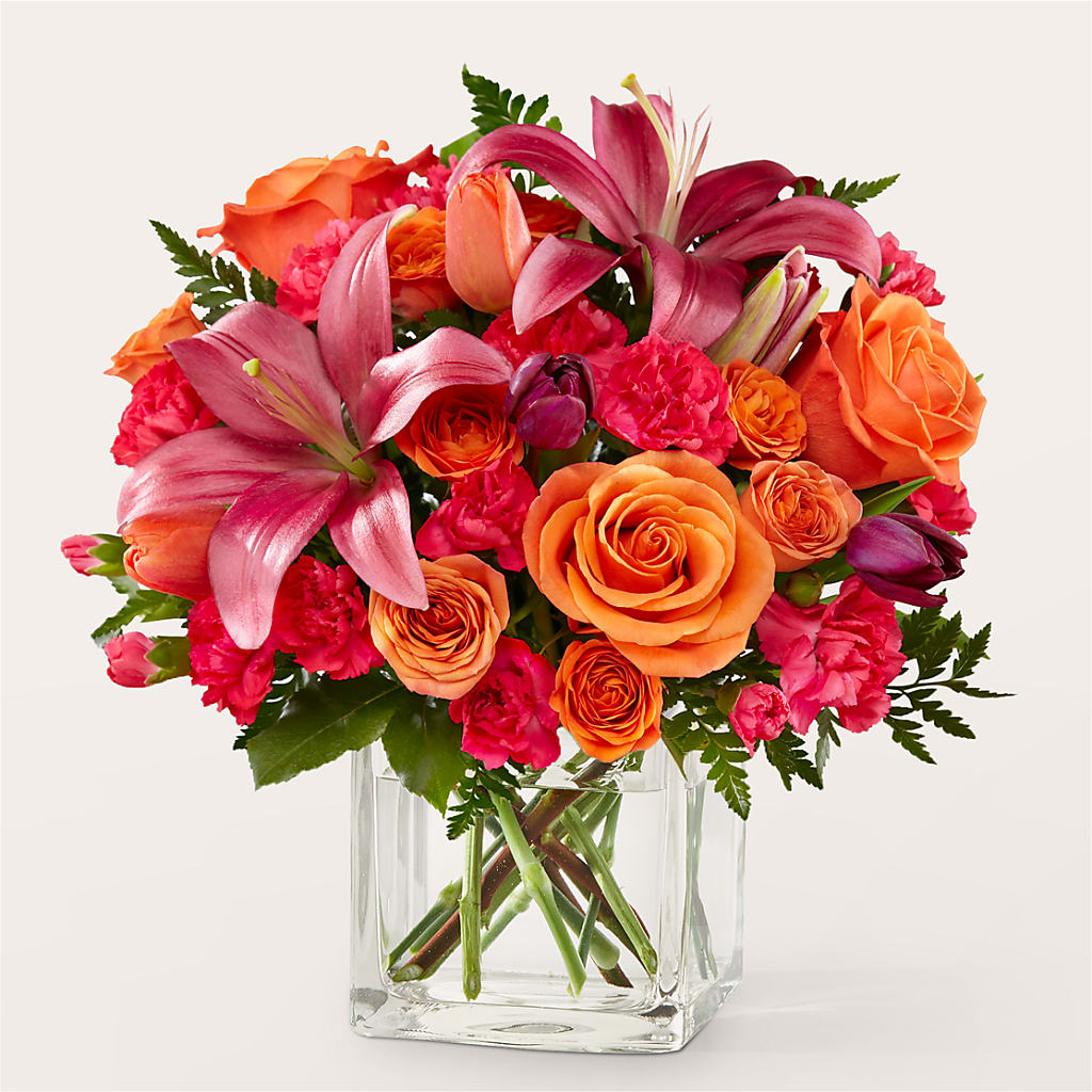 Lucky Lily Bouquet – Flowers By Roger Inc, Middletown OH