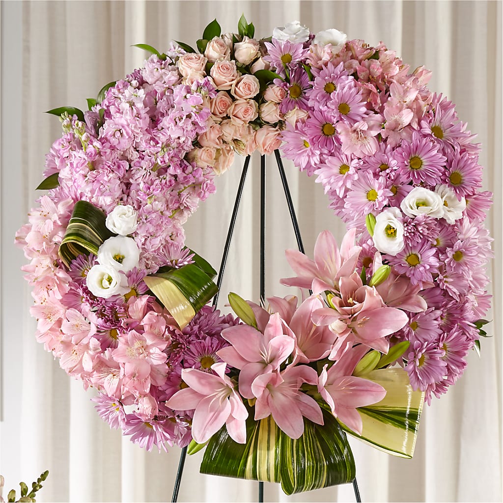 Gift of Warmth Wreath – Flowers By Roger Inc, Middletown OH