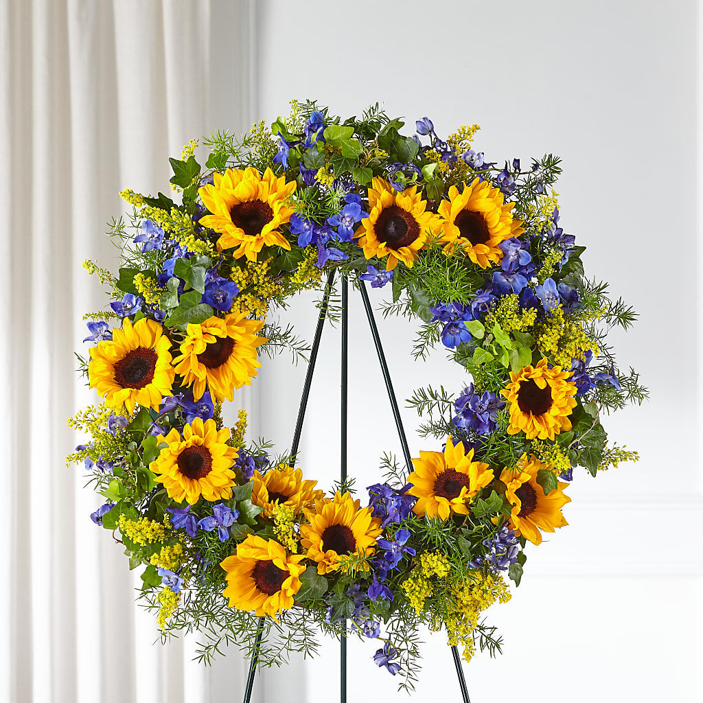 Bright Rays Wreath – Flowers By Roger Inc, Middletown OH