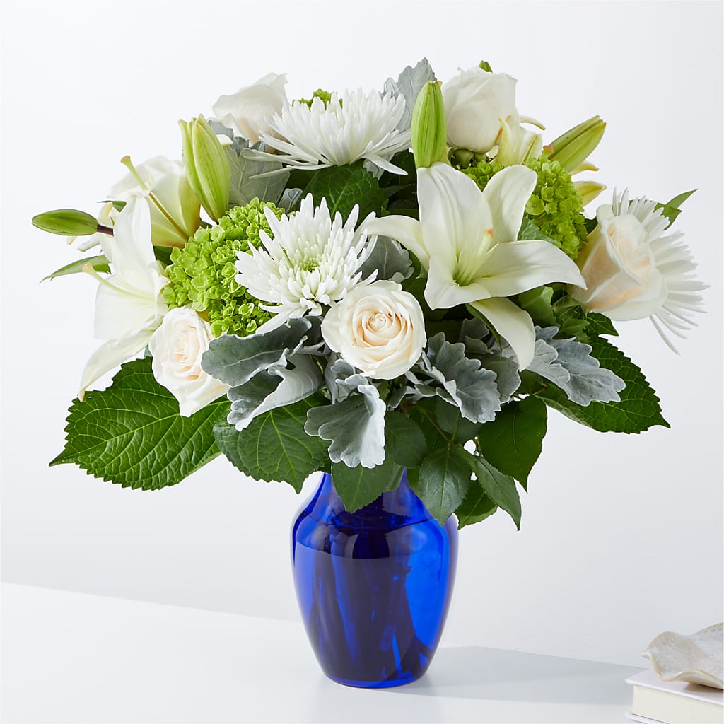 Snowy Dreams Bouquet – Flowers By Roger Inc, Middletown OH