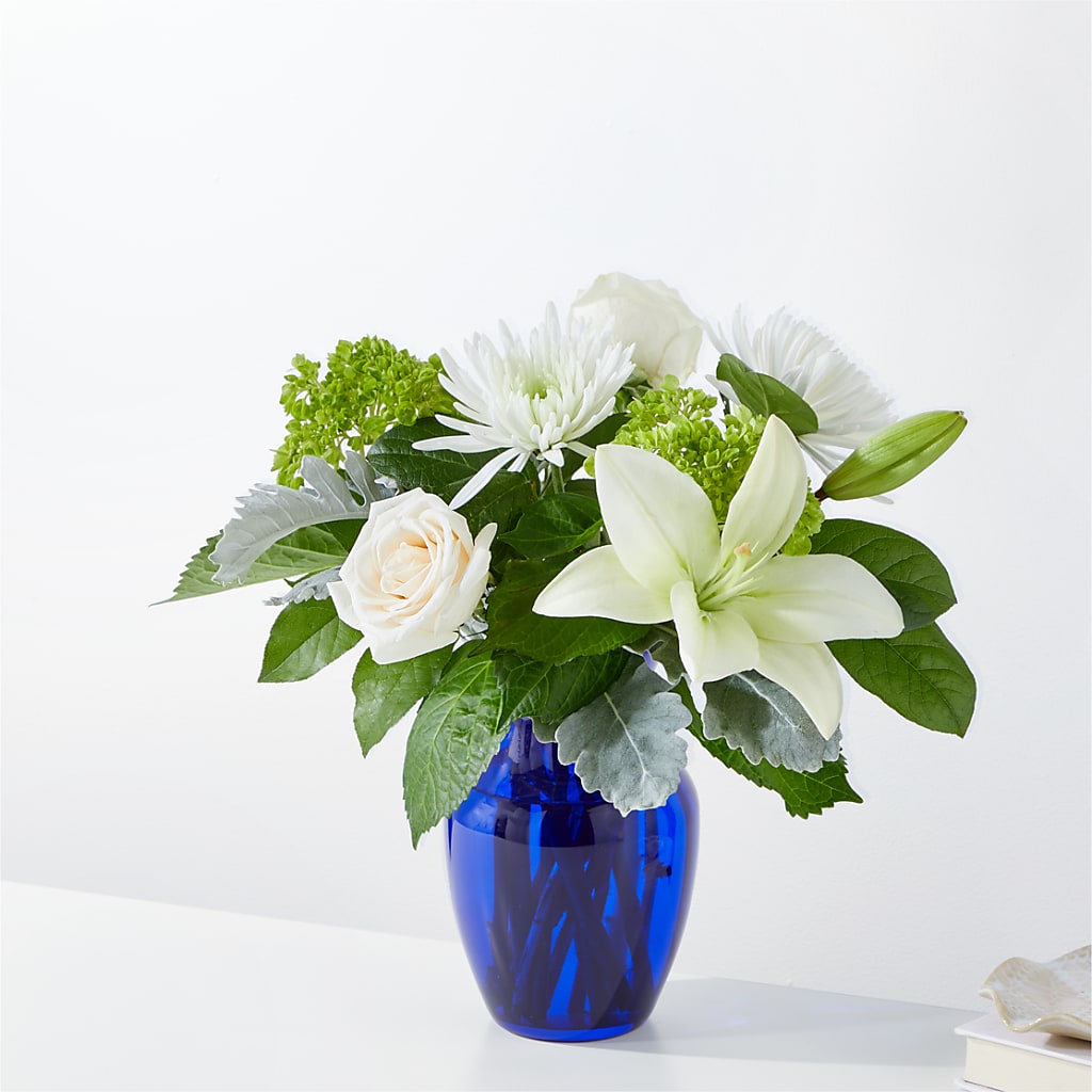 Snowy Dreams Bouquet – Flowers By Roger Inc, Middletown OH