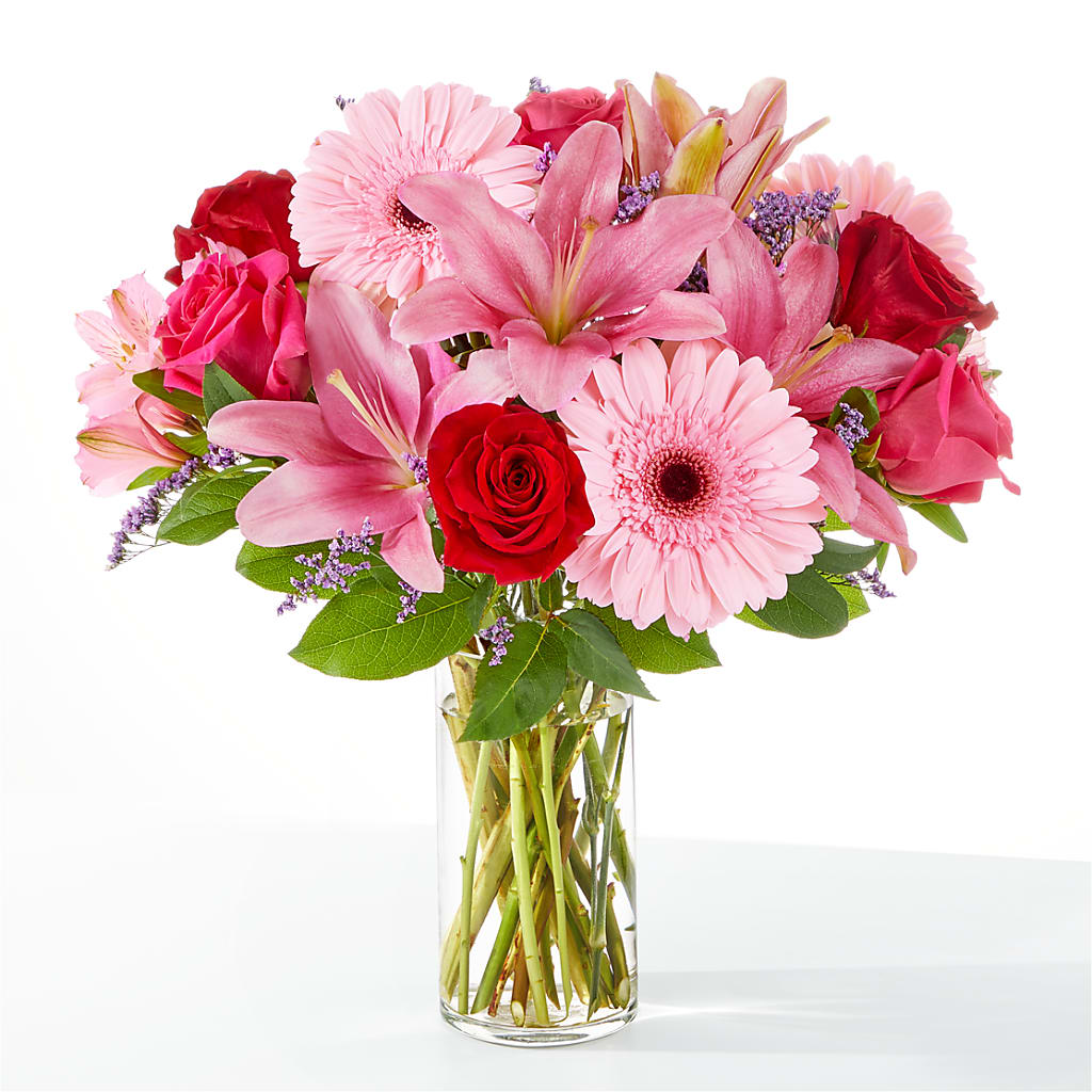 Lots of Love Bouquet – Flowers By Roger Inc, Middletown OH