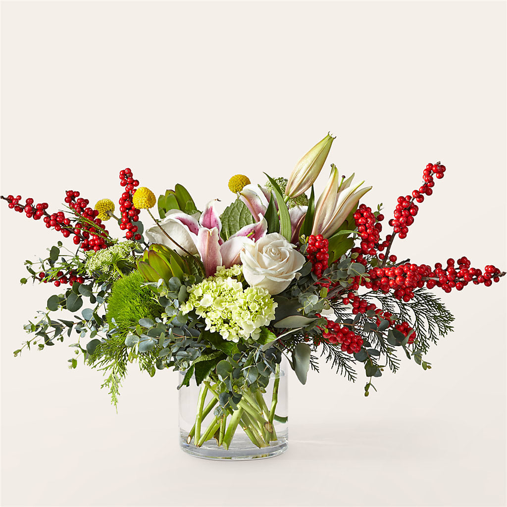 Berry & Bright Bouquet – Flowers By Roger Inc, Middletown OH