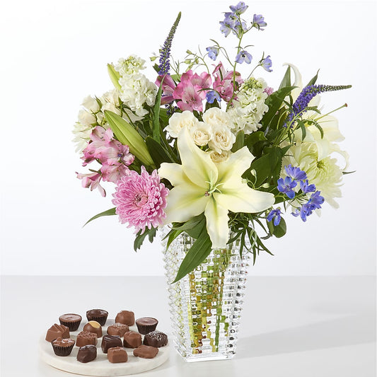 Winter Celebration Bouquet –  Flowers By Roger Inc, Middletown OH