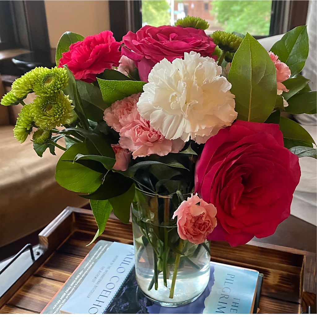 Sweet & Pretty Bouquet –  Flowers By Roger Inc, Middletown OH