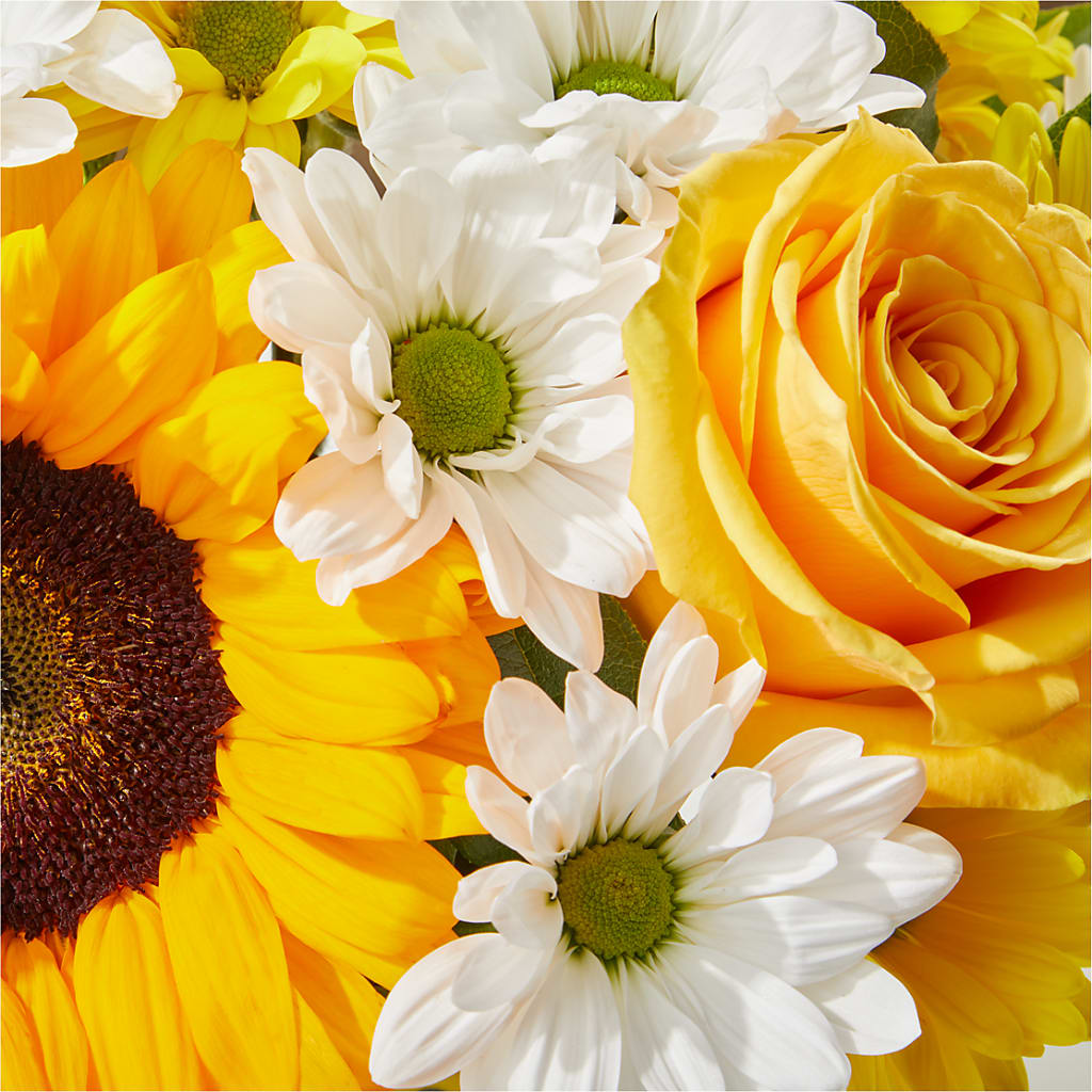 Be Happy Bouquet –  Flowers By Roger Inc, Middletown OH