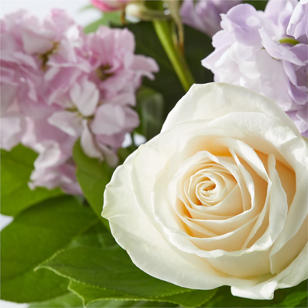 Springtime Spritz Bouquet –  Flowers By Roger Inc, Middletown OH
