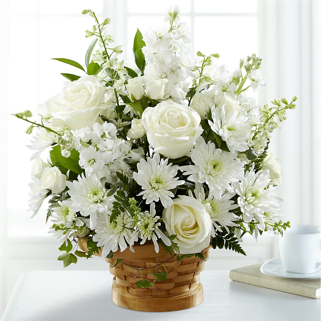 Heartfelt Condolences Arrangement –  Flowers By Roger Inc, Middletown OH