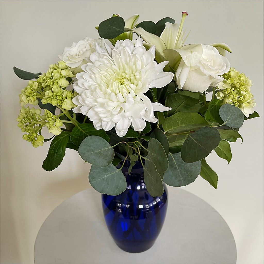 Snowy Dreams Bouquet –  Flowers By Roger Inc, Middletown OH