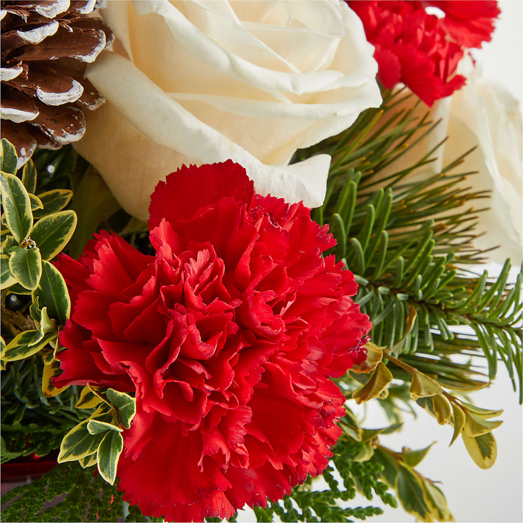 Christmas Market Bouquet –  Flowers By Roger Inc, Middletown OH