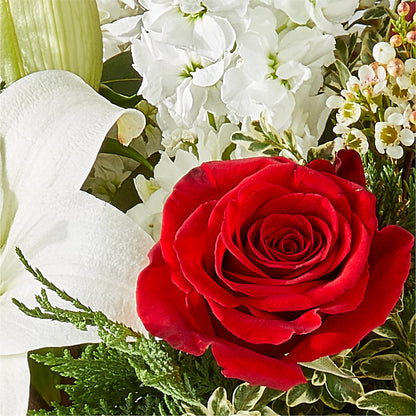 Twinkle Lights Bouquet –  Flowers By Roger Inc, Middletown OH
