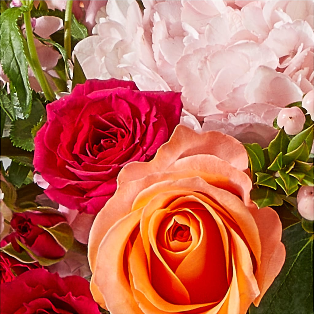 Glitz & Glam Bouquet –  Flowers By Roger Inc, Middletown OH