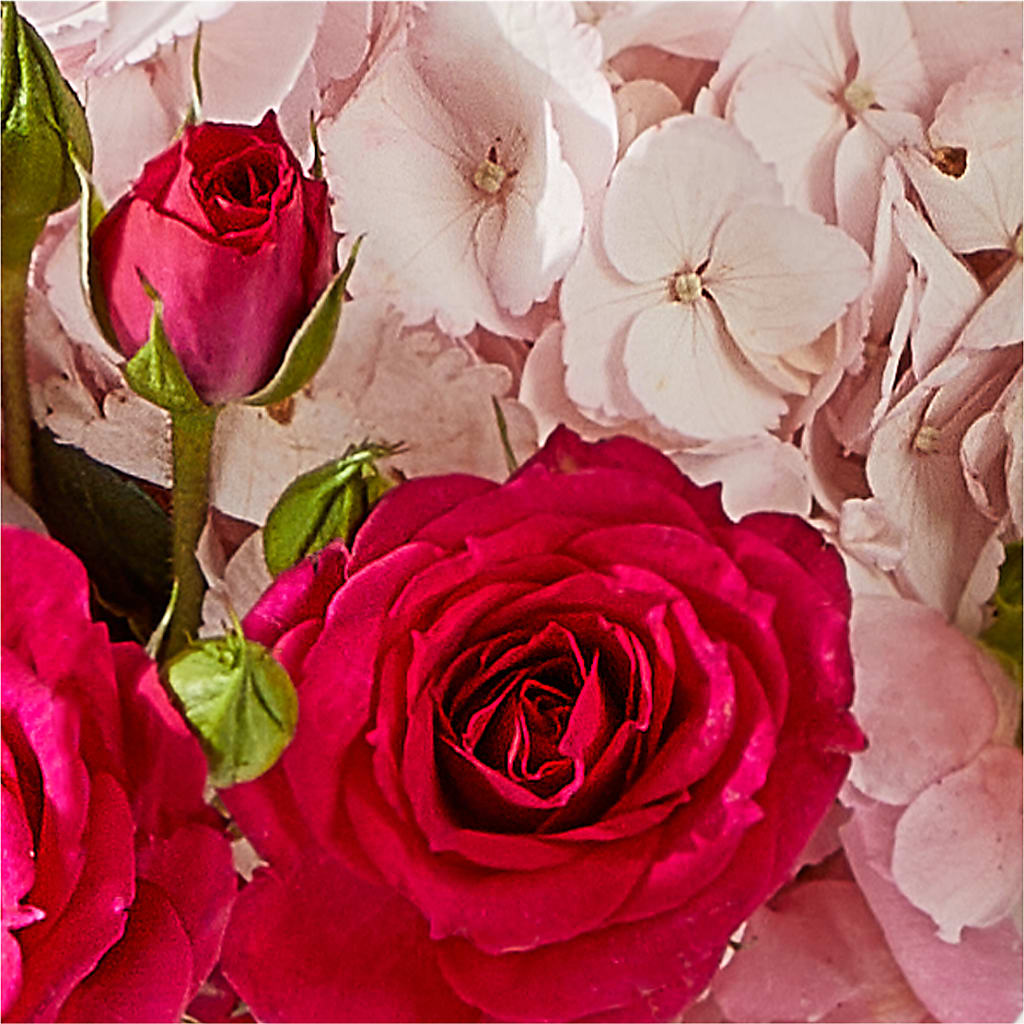 Glitz & Glam Bouquet –  Flowers By Roger Inc, Middletown OH