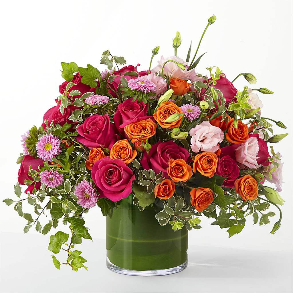 The Trendsetter –  Flowers By Roger Inc, Middletown OH