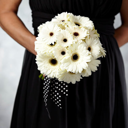 Daisy Delight Bouquet –  Flowers By Roger Inc, Middletown OH